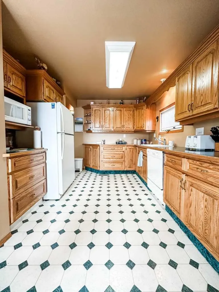 41 Sands Street Rochon Sands AB T0C 3B0