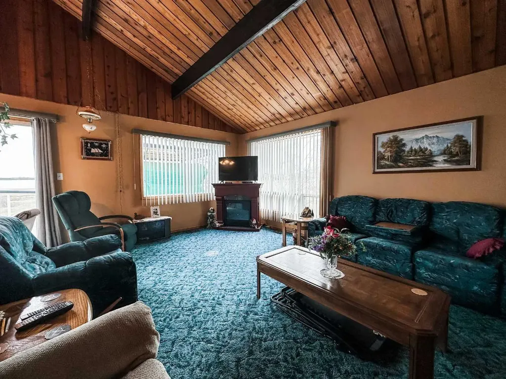 41 Sands Street Rochon Sands AB T0C 3B0