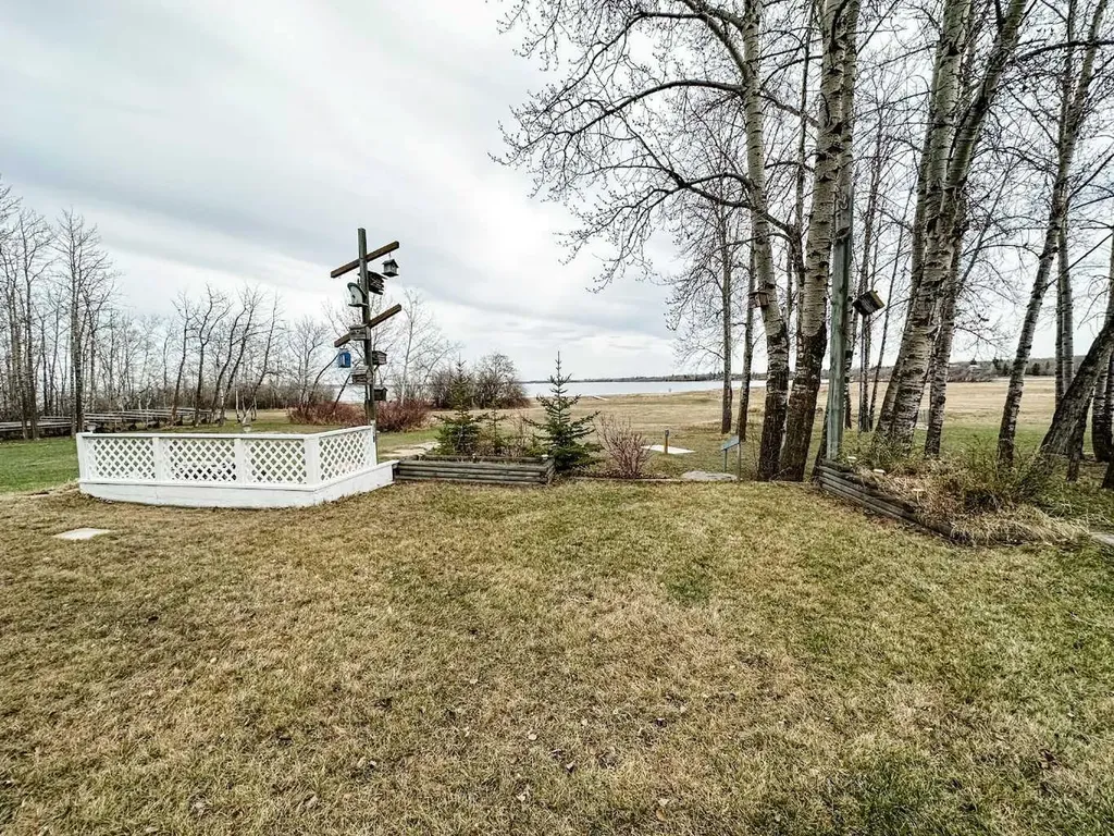 41 Sands Street Rochon Sands AB T0C 3B0