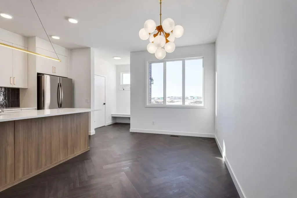 218 Greystone Boulevard Cochrane AB T4C 3K3