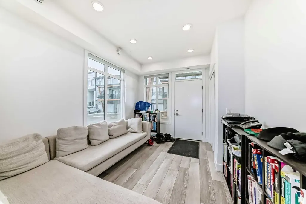 410 Seton Passage SE Calgary AB T3M 3T9