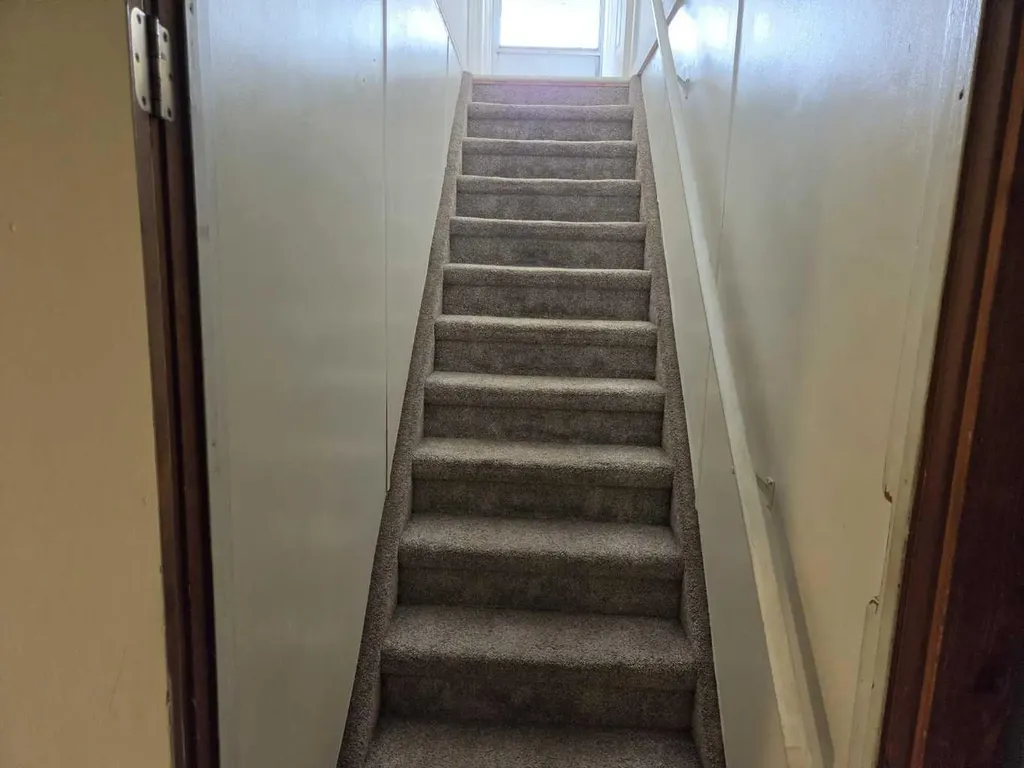 3532 50 Avenue E Innisfail AB T4G 1J1