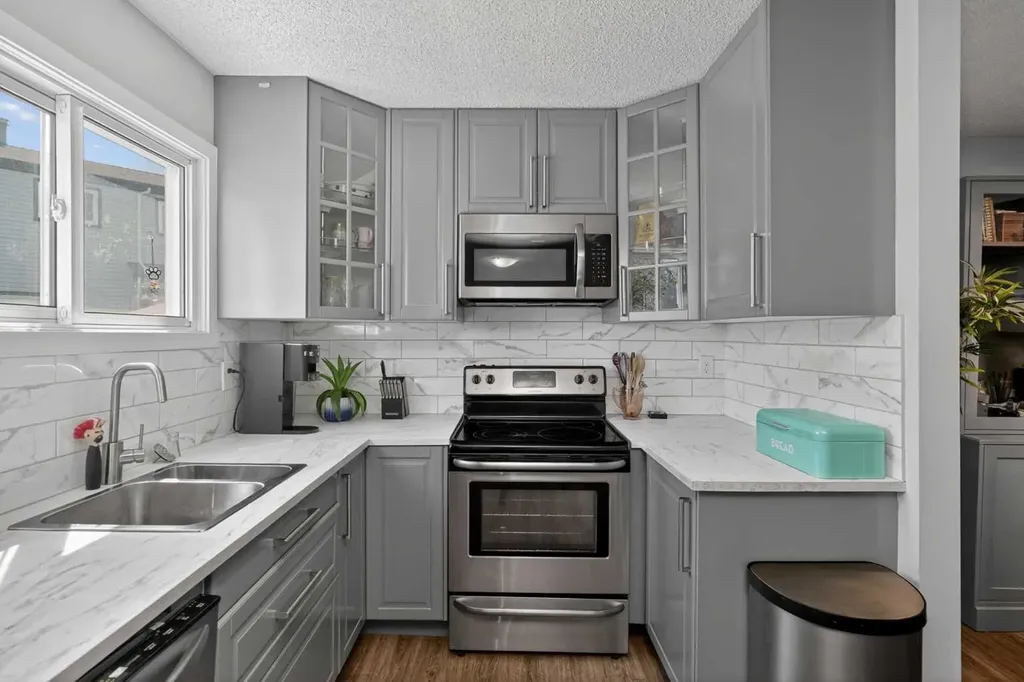 131 Templehill Drive NE Calgary AB T1Y 4T1
