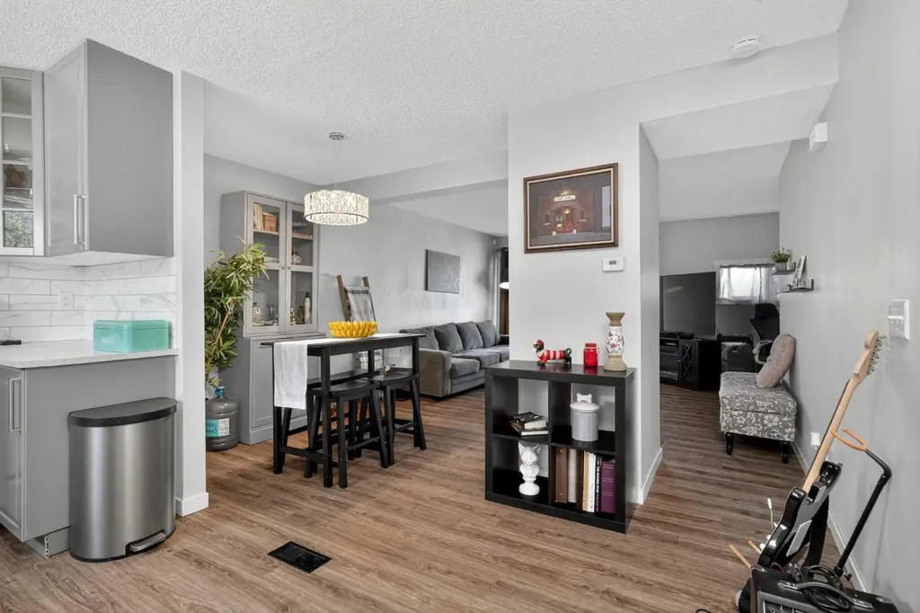 131 Templehill Drive NE Calgary AB T1Y 4T1