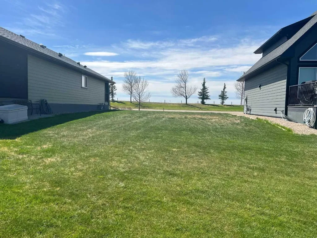 70 Lake Mcgregor Drive Rural Vulcan County AB T0L 2B0
