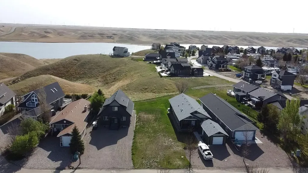 70 Lake Mcgregor Drive Rural Vulcan County AB T0L 2B0