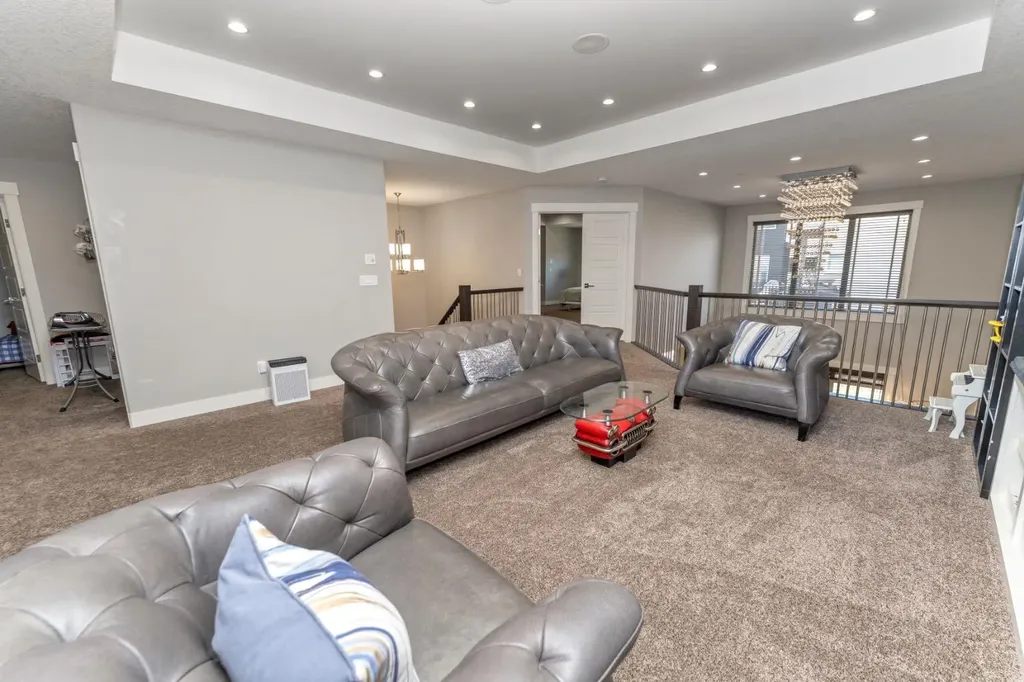 249 Kinniburgh Boulevard Chestermere AB T1X 0R7