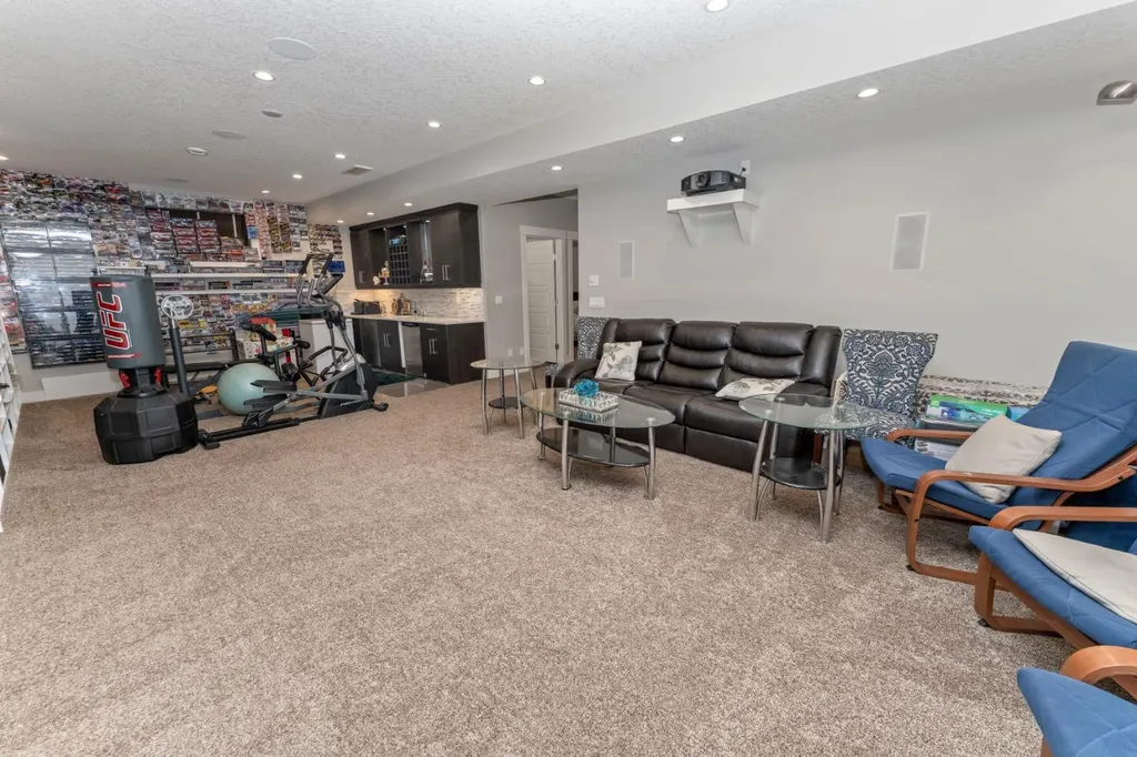 249 Kinniburgh Boulevard Chestermere AB T1X 0R7