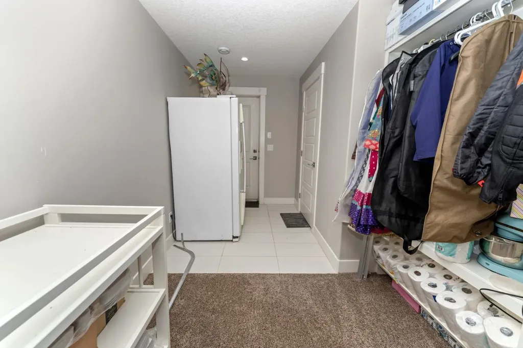 249 Kinniburgh Boulevard Chestermere AB T1X 0R7