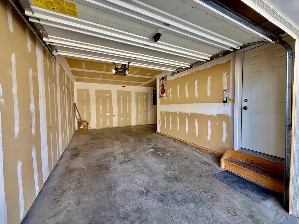 102 Prestwick Gardens SE Calgary AB T2Z 3V4