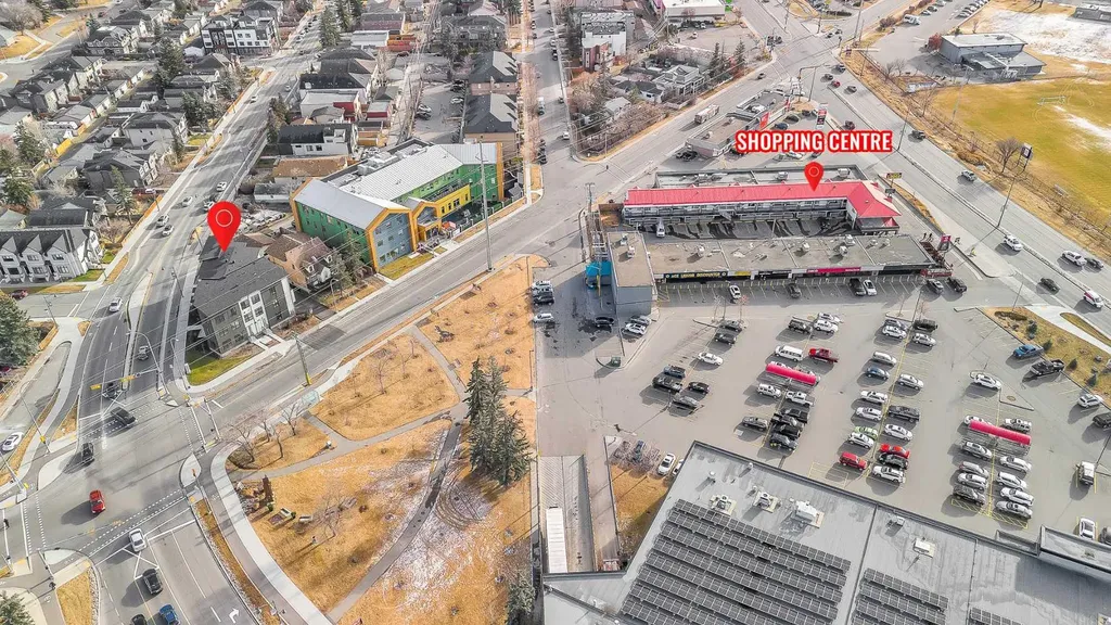 4907 Bowness Road NW Calgary AB T3B 1H1
