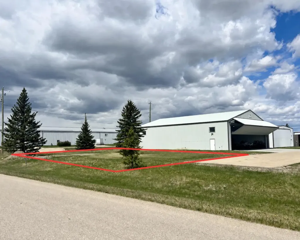 1436 Township Road 320 Didsbury AB T4H 4M4