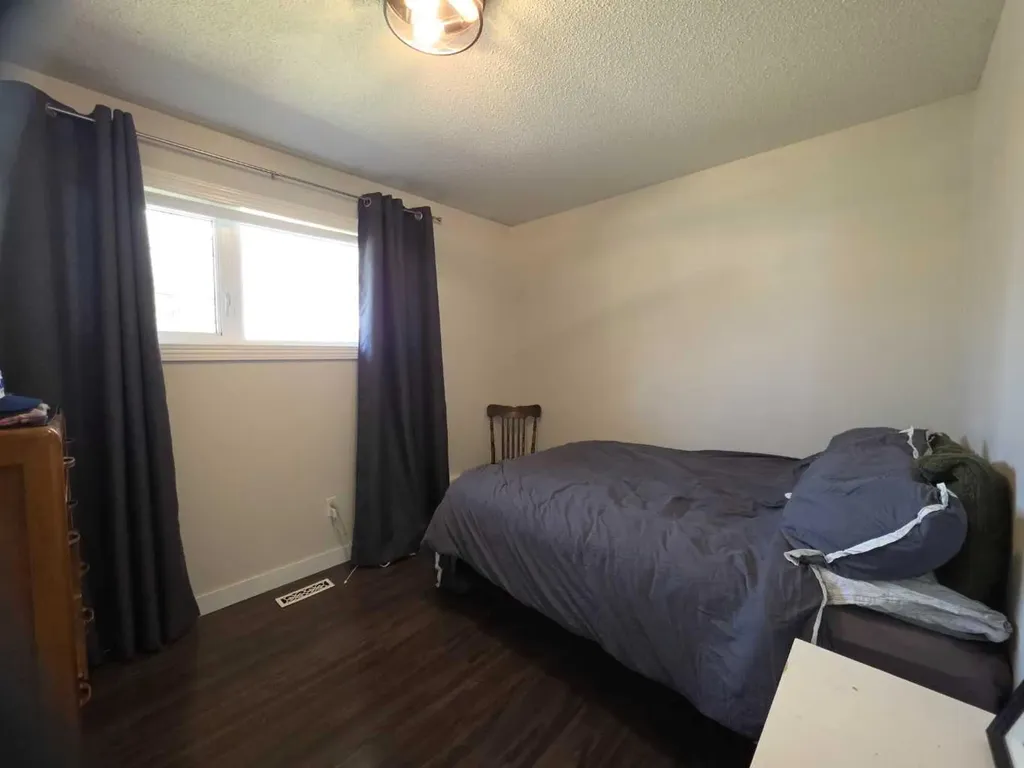 69 Alberta Crescent Lloydminster AB T9V0L8