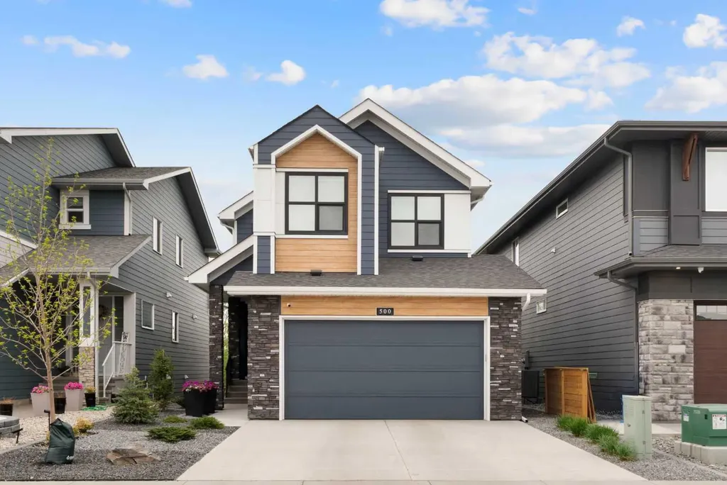 500 Cranbrook Gardens SE Calgary AB T3M 3N5