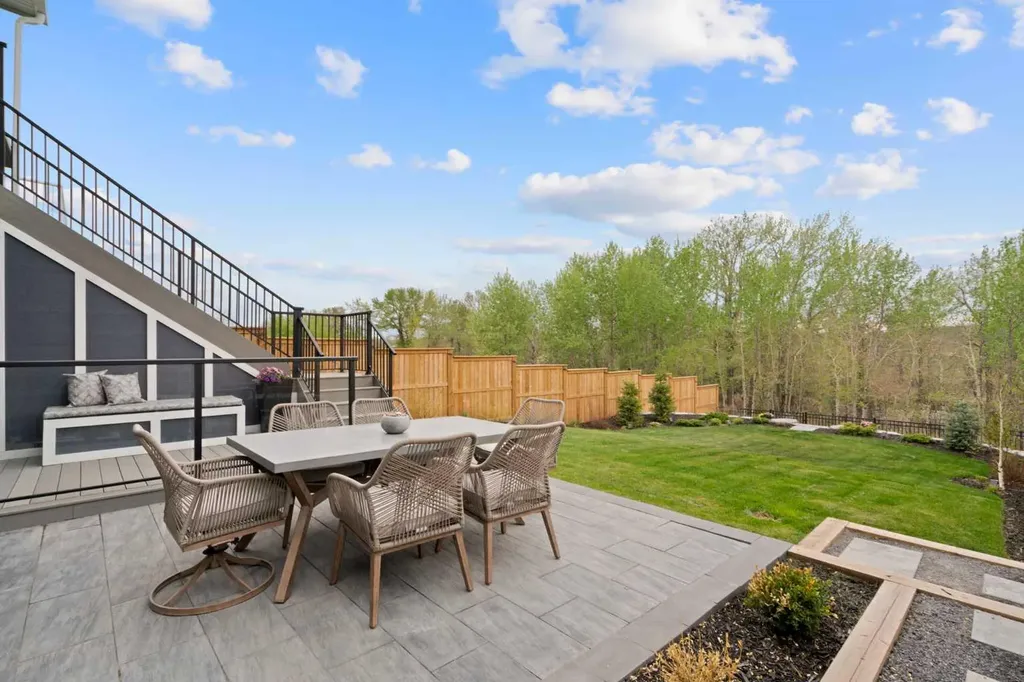 500 Cranbrook Gardens SE Calgary AB T3M 3N5