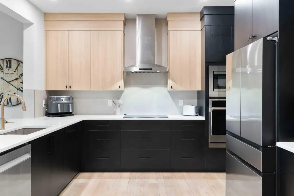 500 Cranbrook Gardens SE Calgary AB T3M 3N5