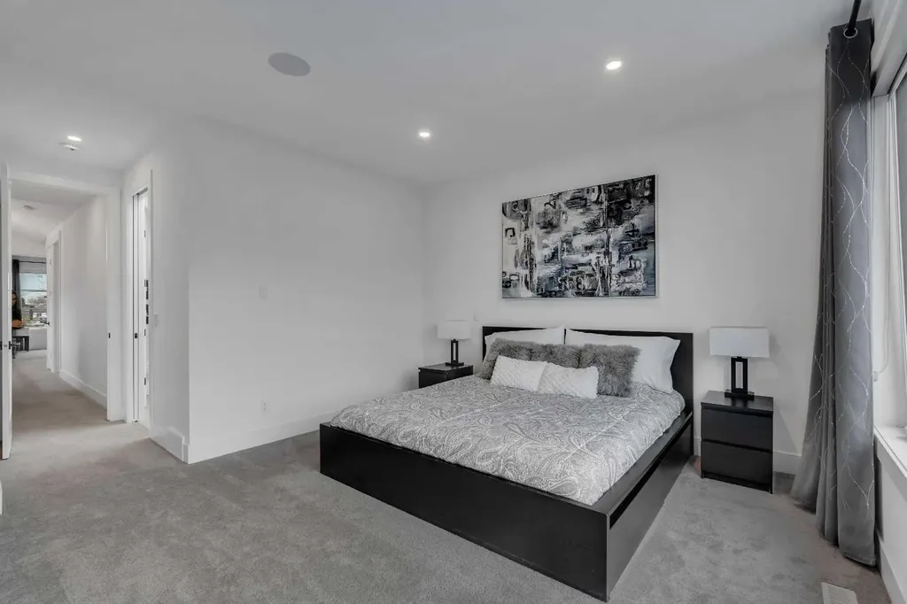 431 29 Avenue NW Calgary AB T2M 2M4