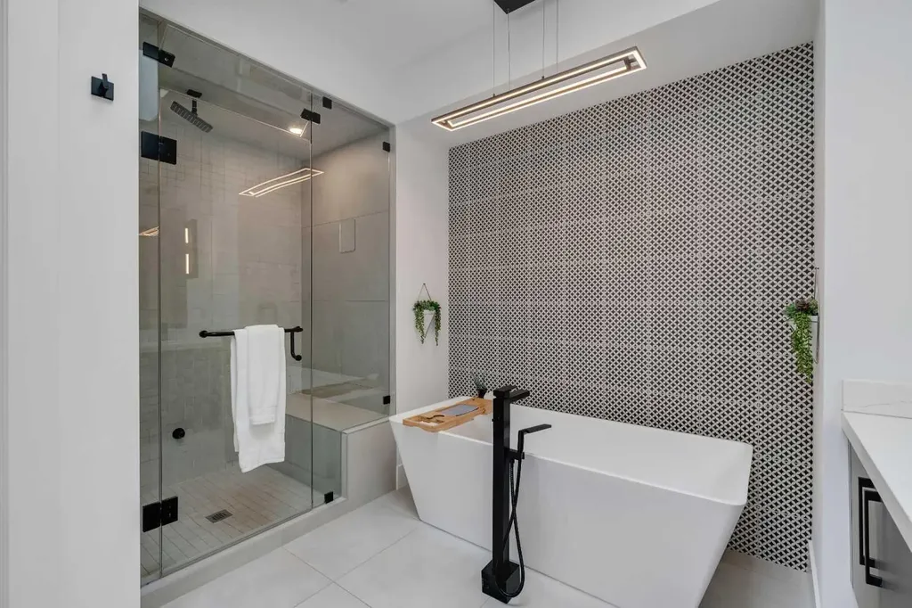 431 29 Avenue NW Calgary AB T2M 2M4
