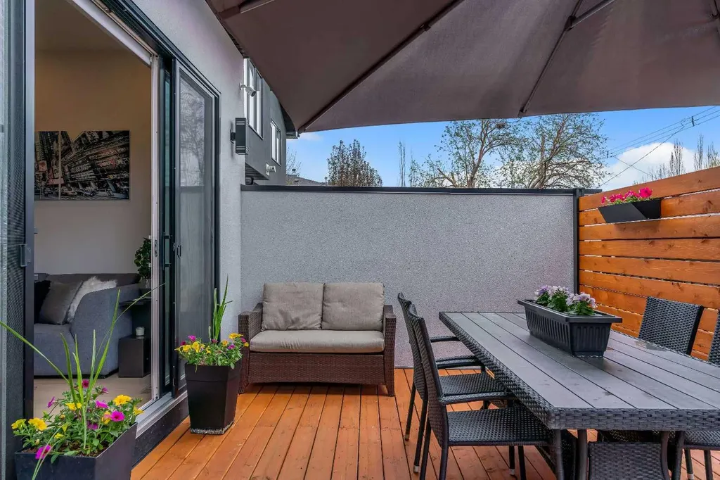 431 29 Avenue NW Calgary AB T2M 2M4