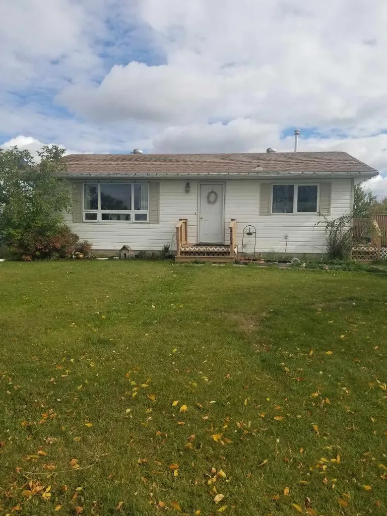 4904 52 Street Grimshaw AB T0H1W0