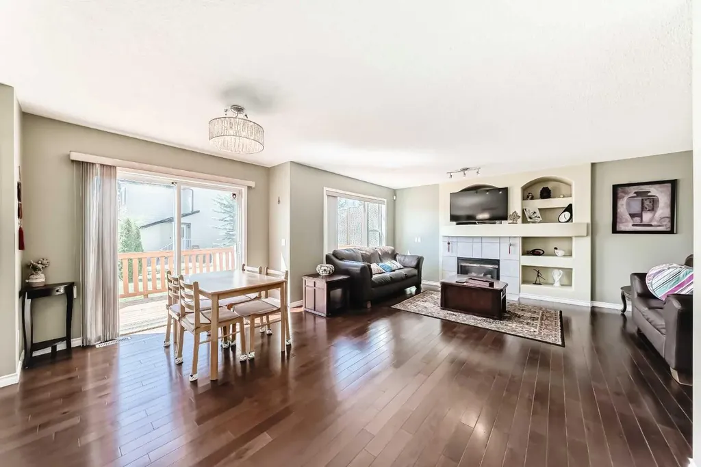 438 Bridlewood Place SW Calgary AB T2Y 3R1