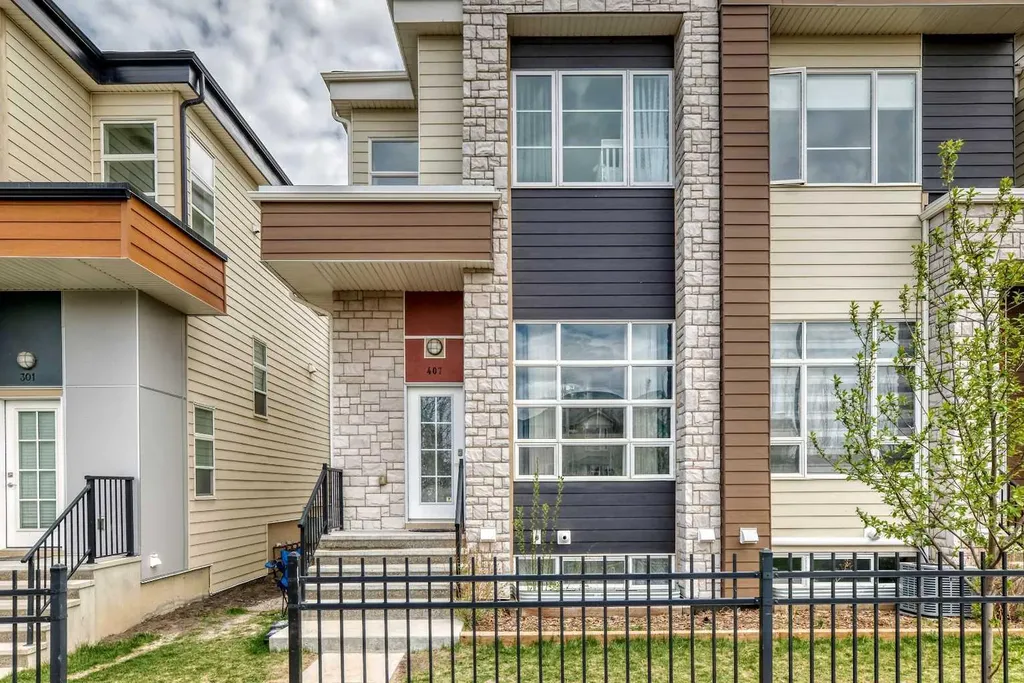 1530 Bayside Avenue SW Airdrie AB T4B4B5