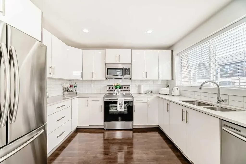 1530 Bayside Avenue SW Airdrie AB T4B4B5