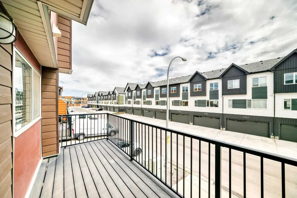 1530 Bayside Avenue SW Airdrie AB T4B4B5