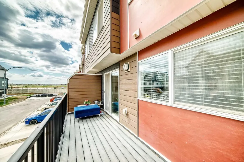 1530 Bayside Avenue SW Airdrie AB T4B4B5