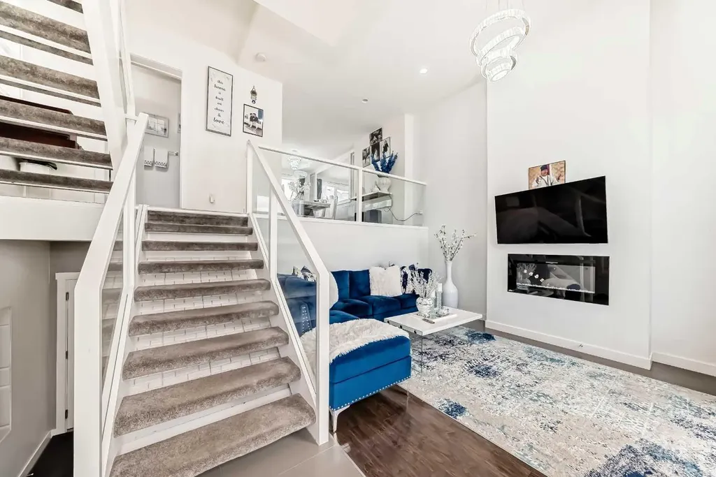 1530 Bayside Avenue SW Airdrie AB T4B4B5