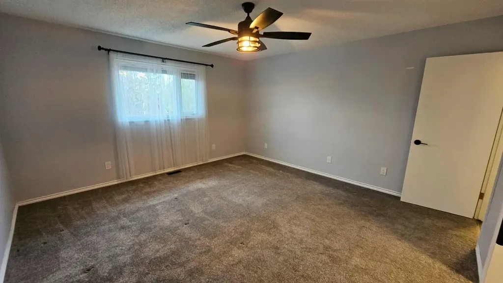 5209 51 Street Castor AB T0C 0X0