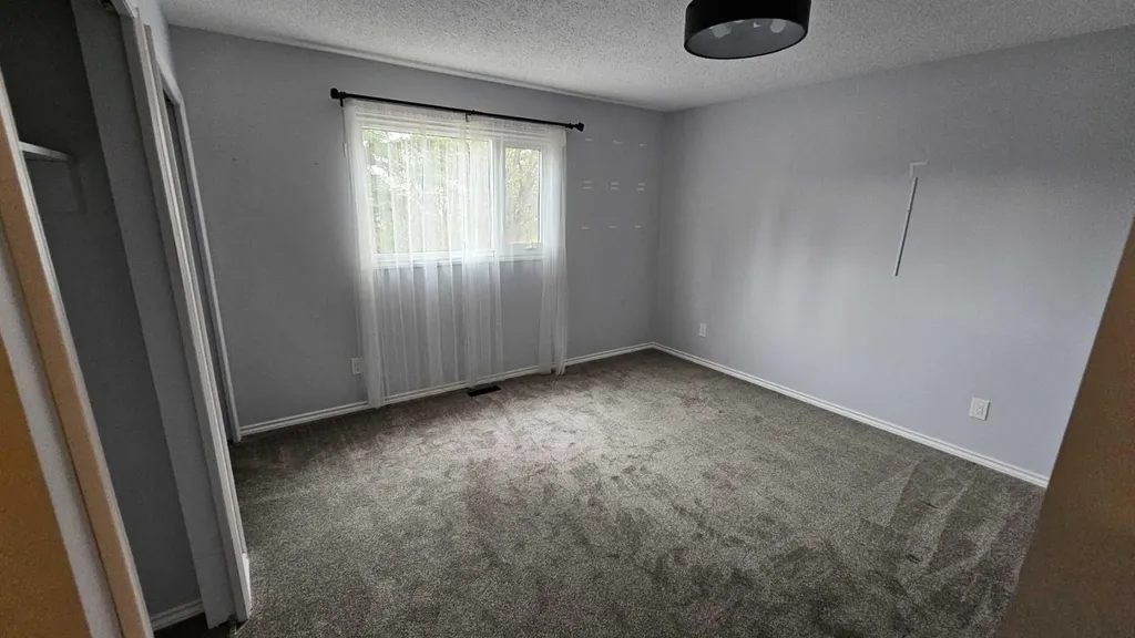5209 51 Street Castor AB T0C 0X0