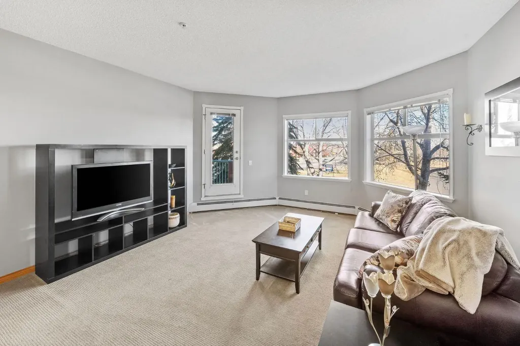 200 Lincoln Way SW Calgary AB T3E7G7