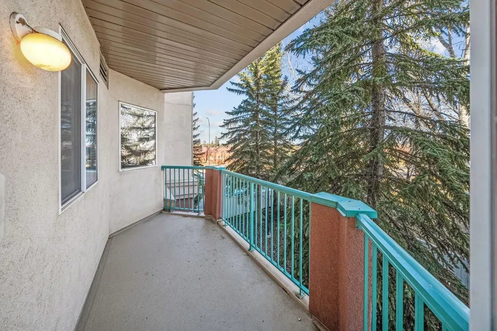 200 Lincoln Way SW Calgary AB T3E7G7