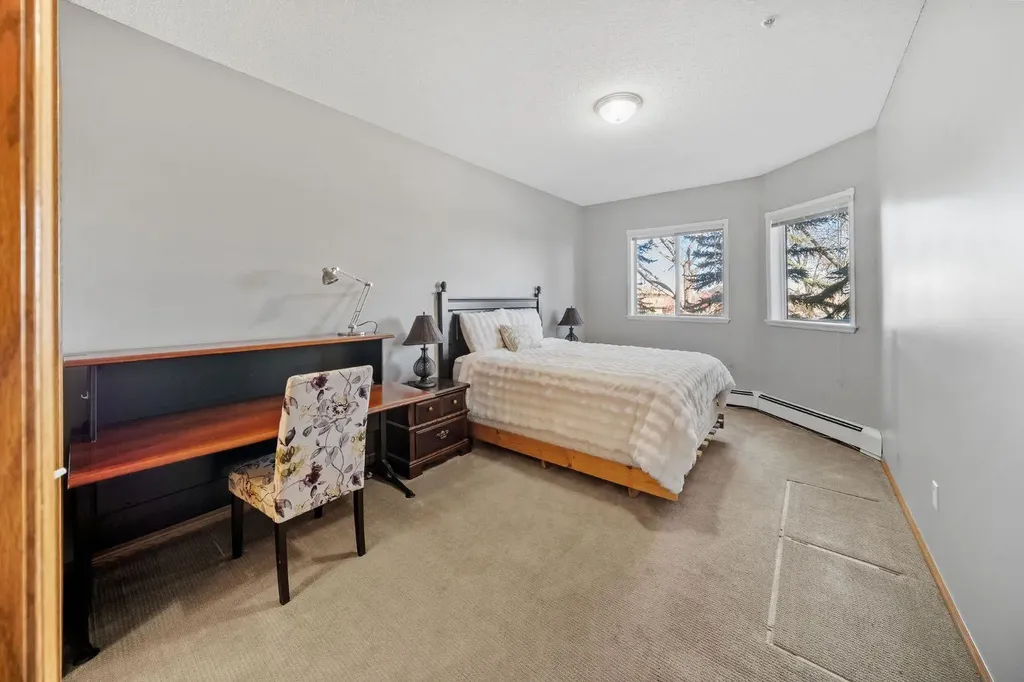 200 Lincoln Way SW Calgary AB T3E7G7