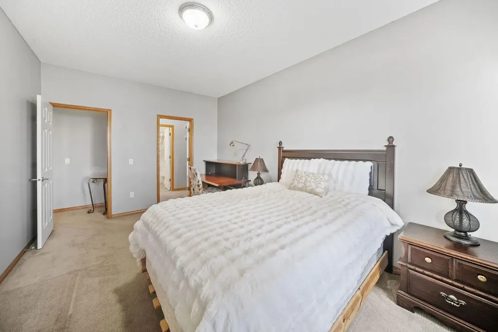 200 Lincoln Way SW Calgary AB T3E7G7