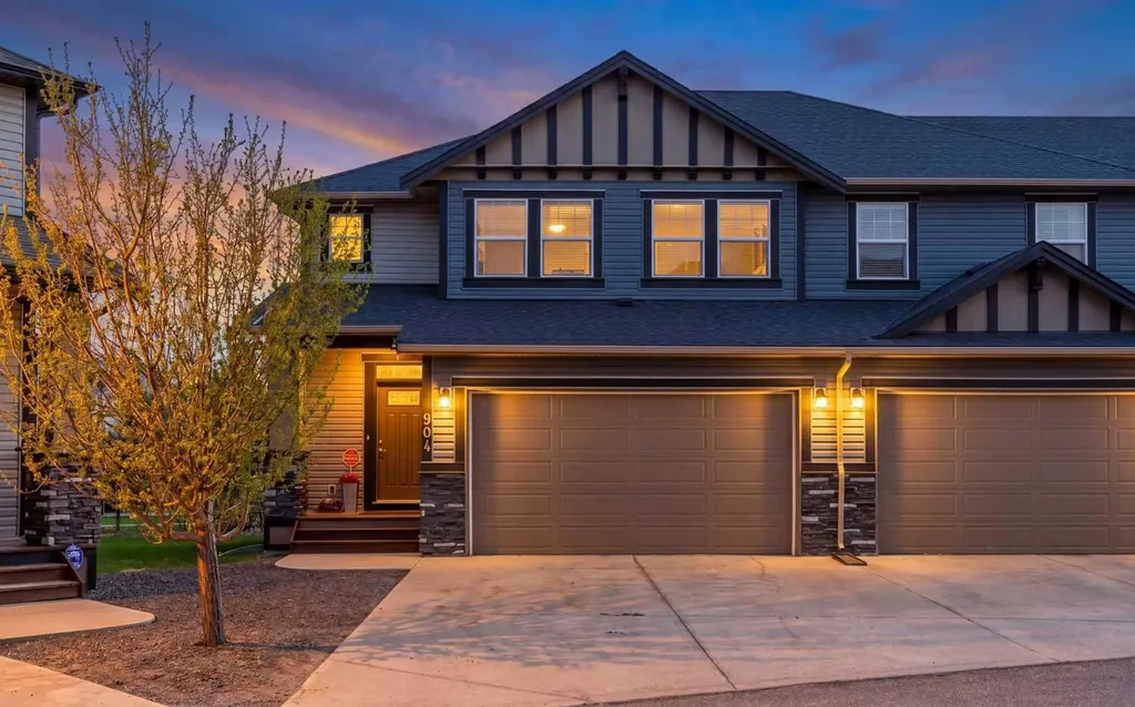 1086 Williamstown Boulevard NW Airdrie AB T4B 3T9