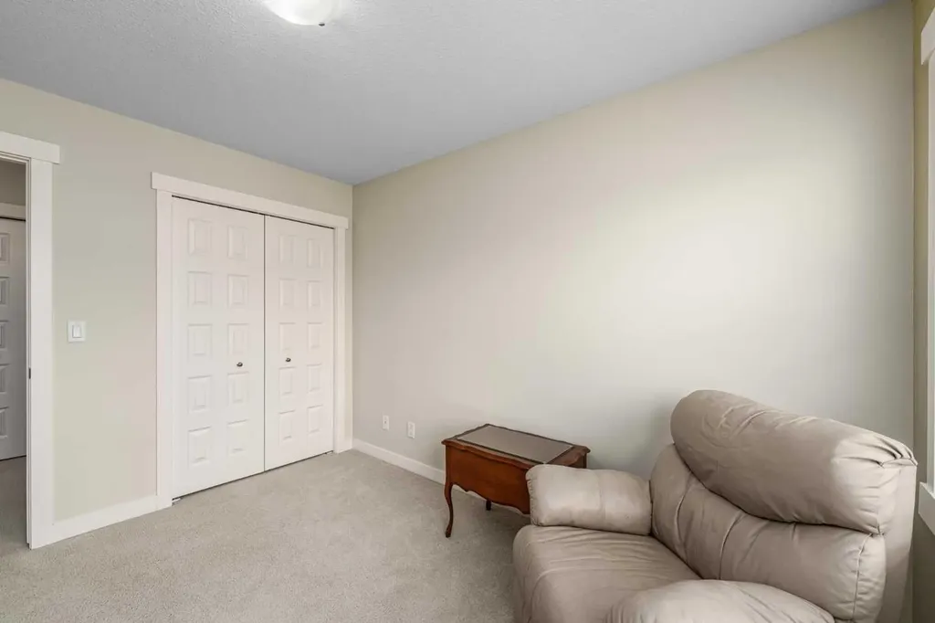 1086 Williamstown Boulevard NW Airdrie AB T4B 3T9