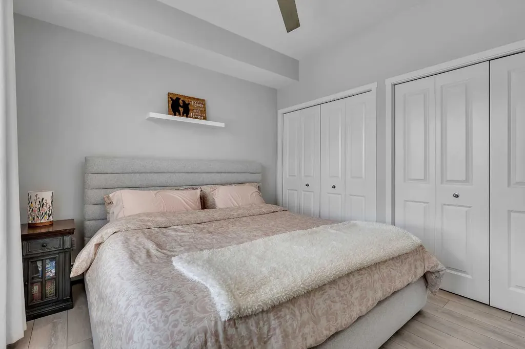 370 Harvest Hills Common NE Calgary AB T3K 2M8