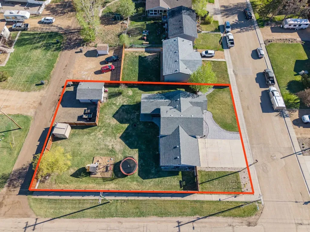 115 9 Street Drumheller AB T0J 0Y0