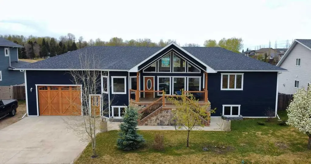 812 9 Street SE Slave Lake AB T0G 2A3