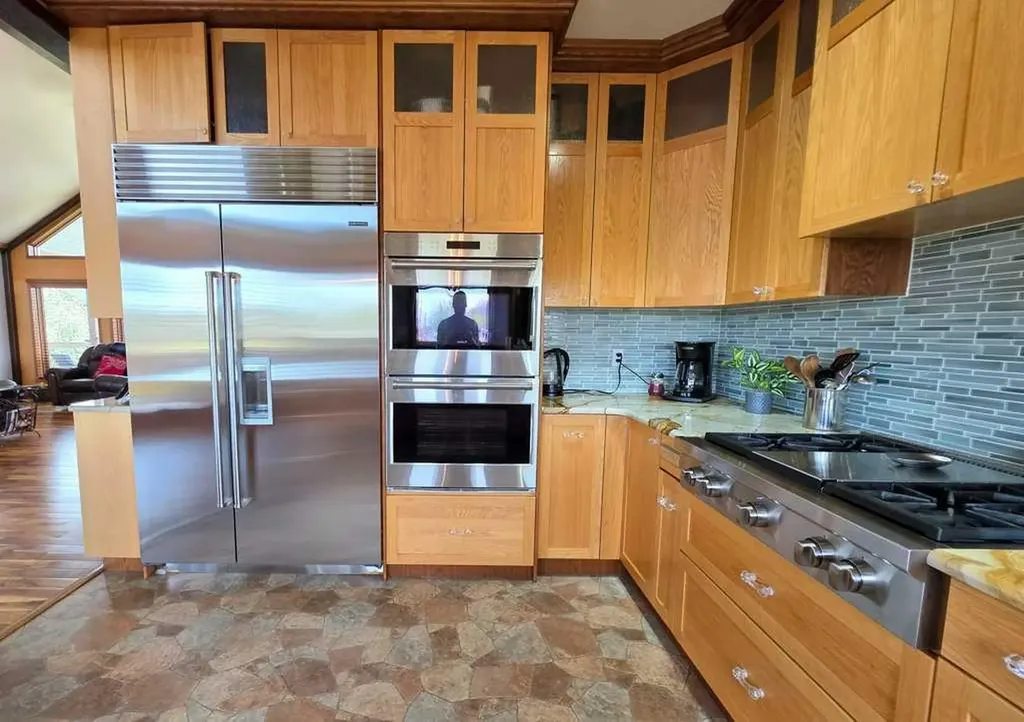 812 9 Street SE Slave Lake AB T0G 2A3