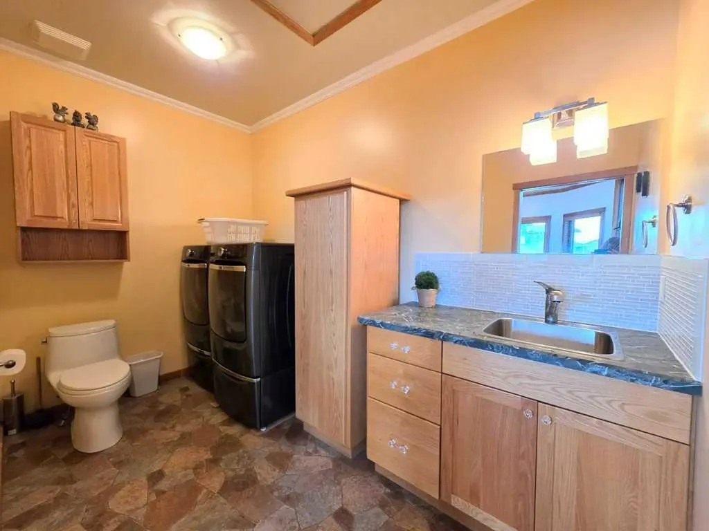 812 9 Street SE Slave Lake AB T0G 2A3