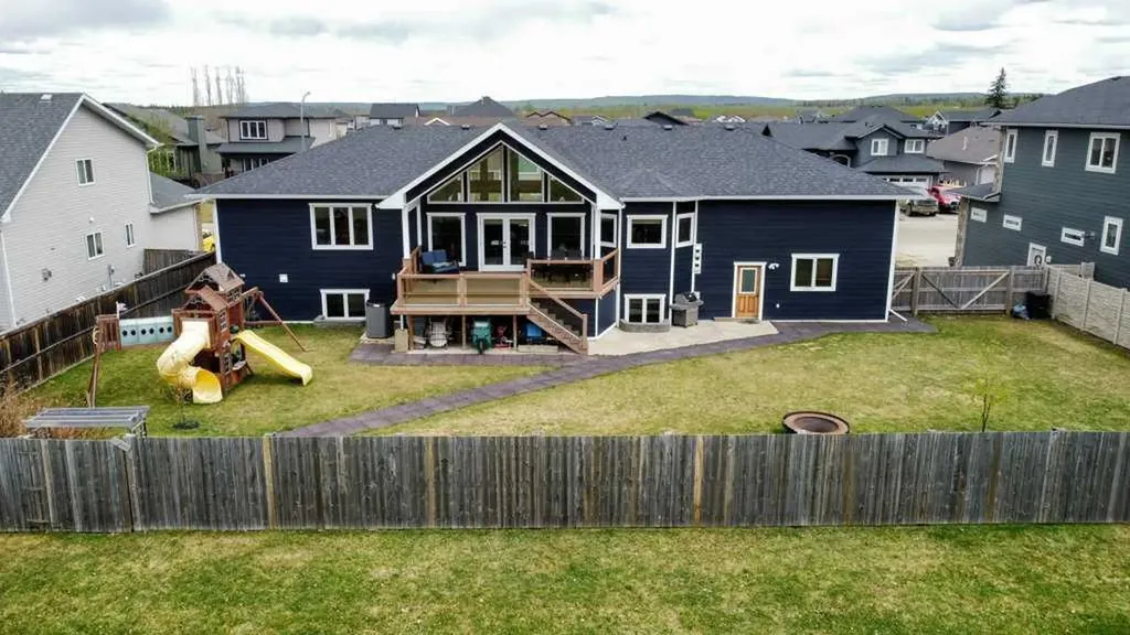 812 9 Street SE Slave Lake AB T0G 2A3