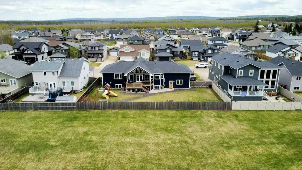 812 9 Street SE Slave Lake AB T0G 2A3