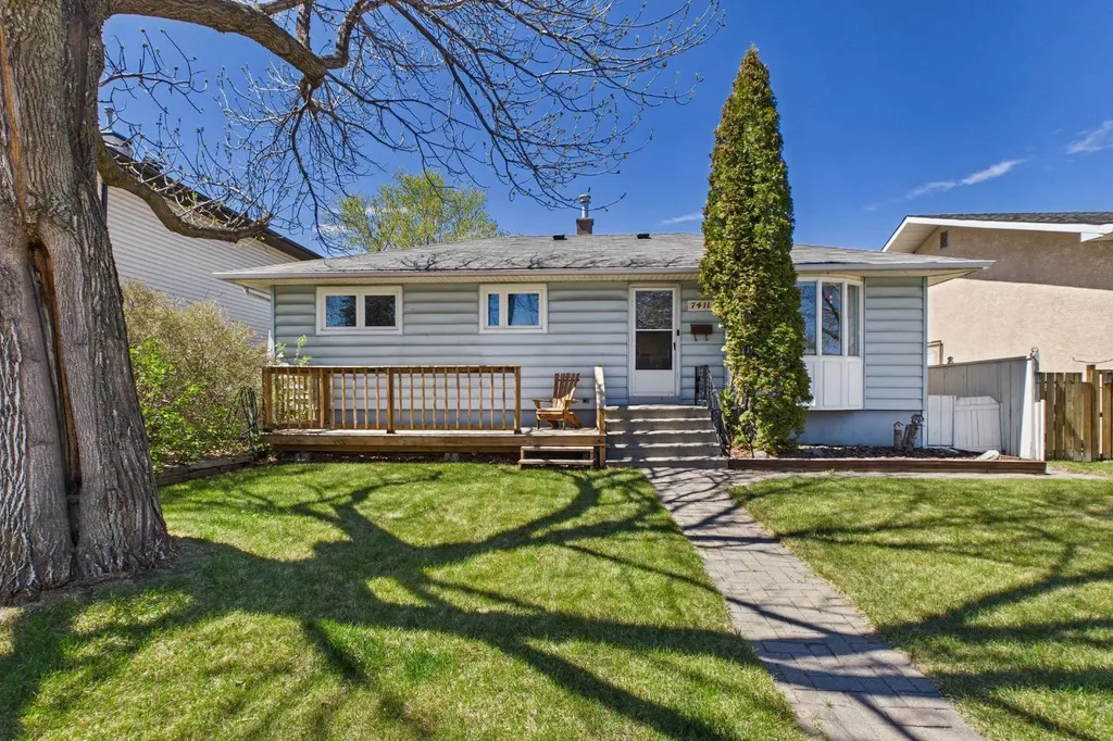 7411 21 SE Calgary AB T2C 0V4