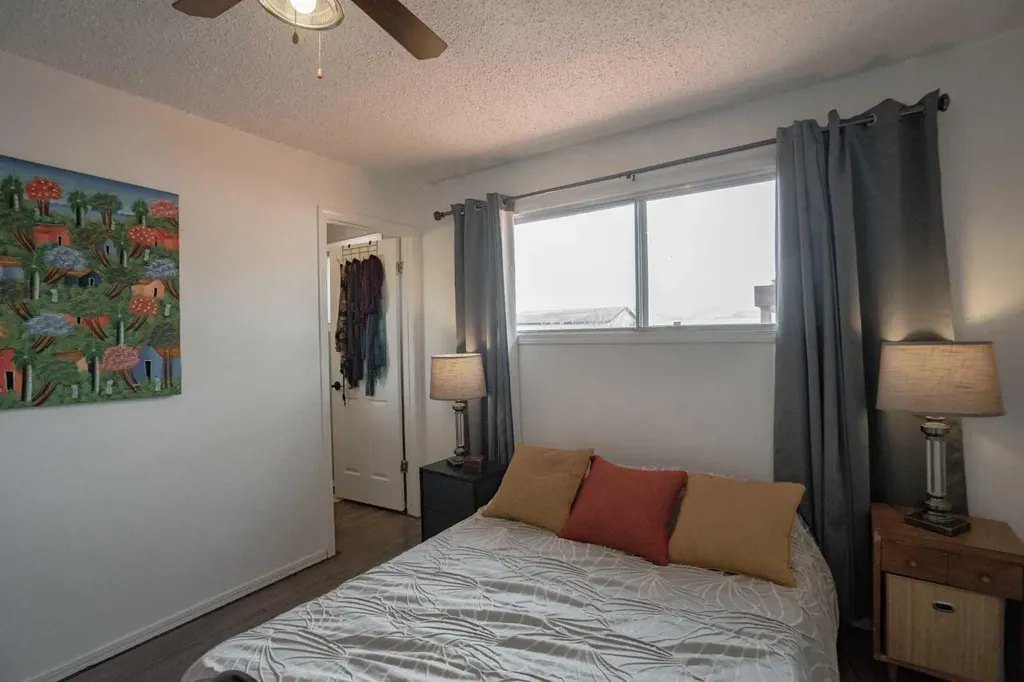 5210 54a Avenue Berwyn AB T0H0E0