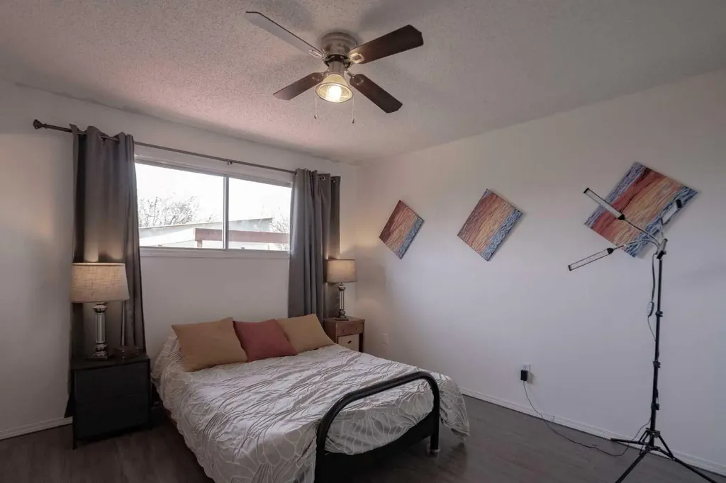 5210 54a Avenue Berwyn AB T0H0E0