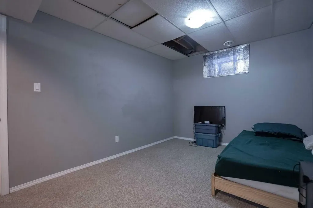 5210 54a Avenue Berwyn AB T0H0E0