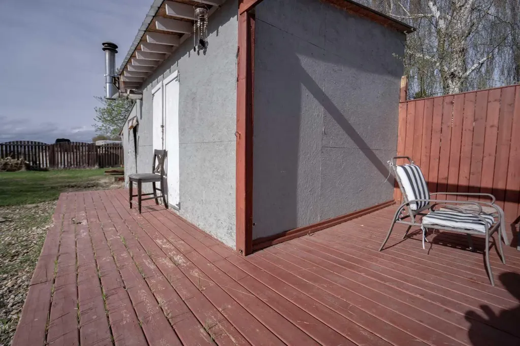 5210 54a Avenue Berwyn AB T0H0E0